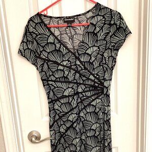 Leaf Print Dress, Knee Length Casual V-Neck, Black and Green, Unique Boho